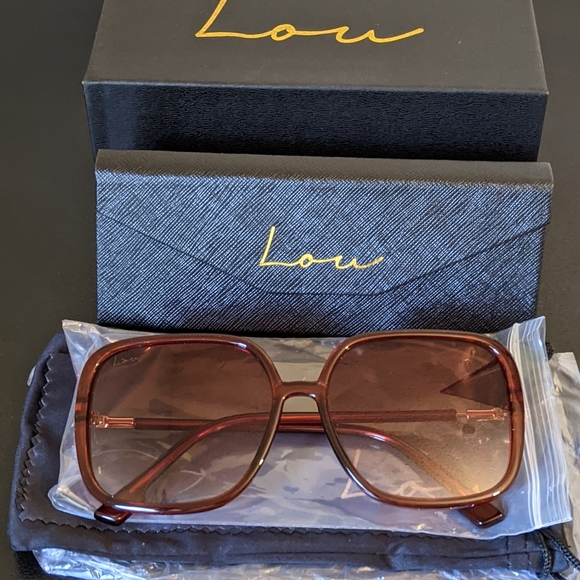 Lou Oversized Brown Round Square Sunglasses - Picture 2 of 8